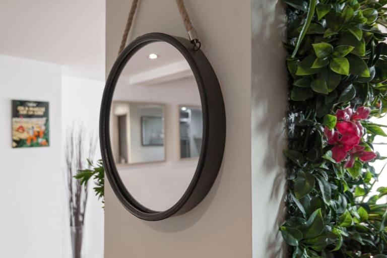 Guestready - Superbe Maison De Ville Duplex Lyon Exterior foto